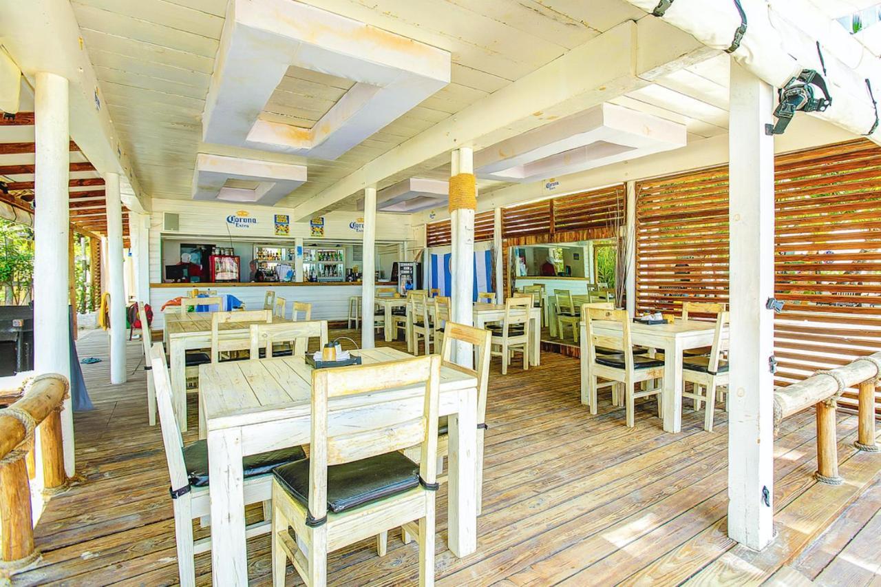 Aventura Village Los Corales Beach And Spa プンタ・カナ エクステリア 写真