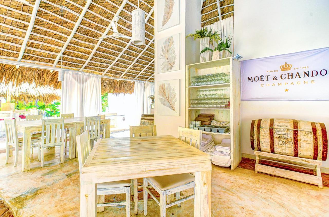 Aventura Village Los Corales Beach And Spa プンタ・カナ エクステリア 写真